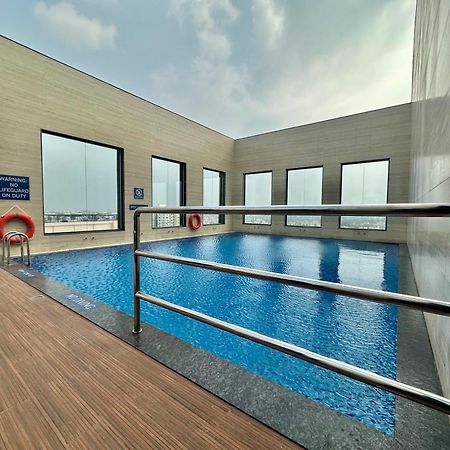 Four Points By Sheraton Chennai, Velachery Exterior photo
