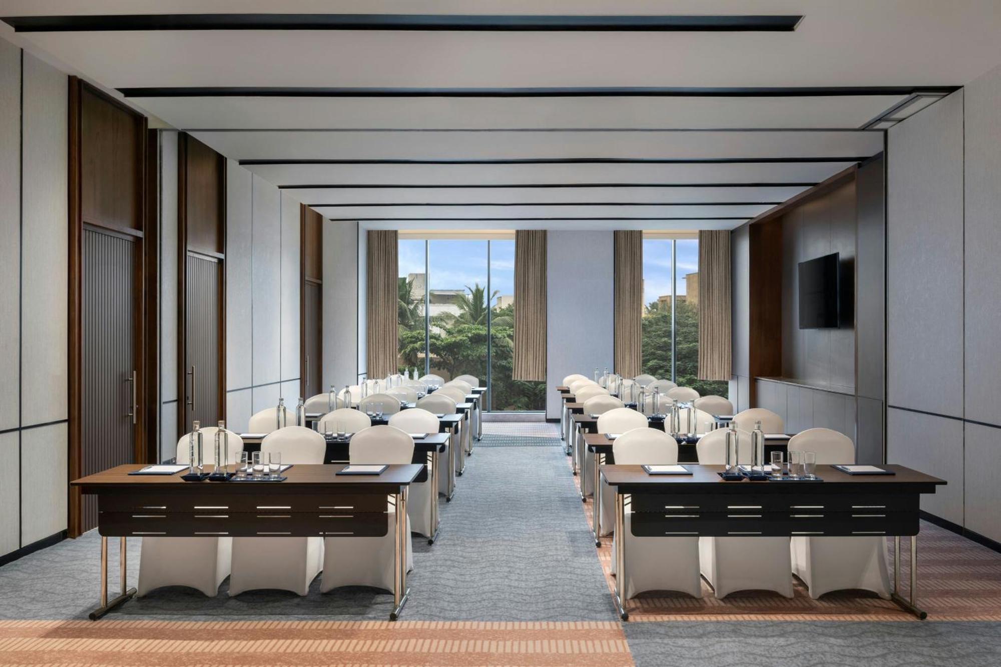 Four Points By Sheraton Chennai, Velachery Exterior photo